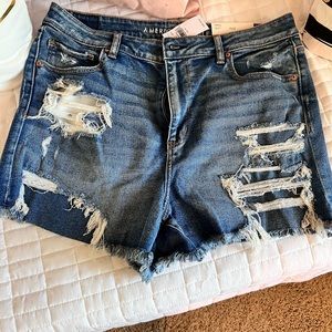 NWT AE mom shirt stretch